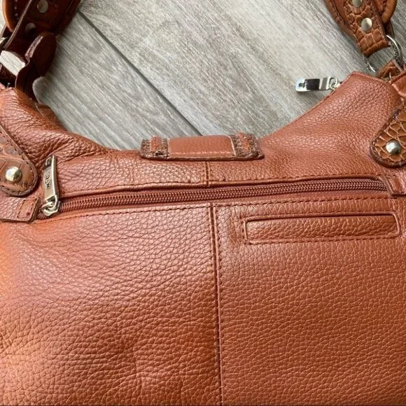 MC Old Town Leather Hobo Bag - Picture 6 of 16